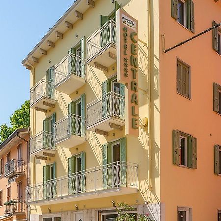 Hotel Centrale Garda  Eksteriør billede