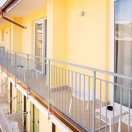 Hotel Centrale Garda  Eksteriør billede
