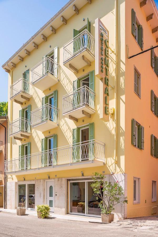 Hotel Centrale Garda  Eksteriør billede