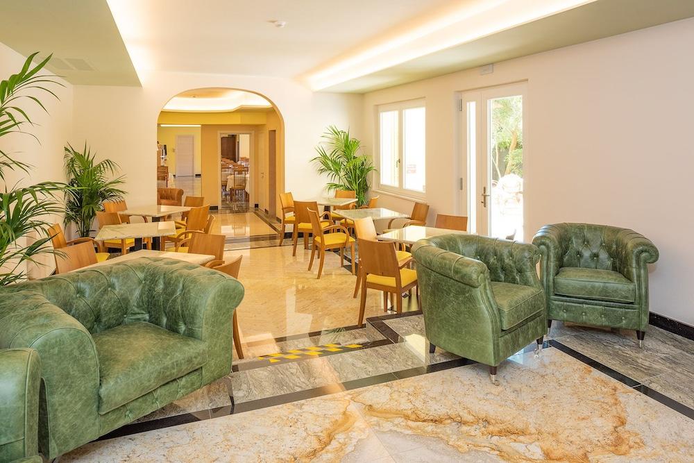 Hotel Centrale Garda  Eksteriør billede
