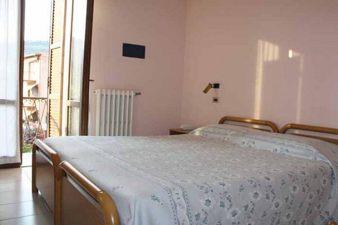 Hotel Centrale Garda  Eksteriør billede